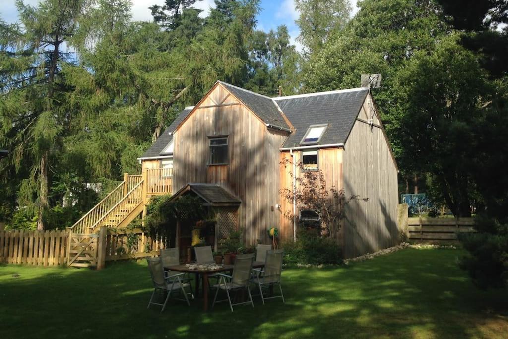 The Beeches Studio, Highlands Of Scotland Newtonmore Exterior photo